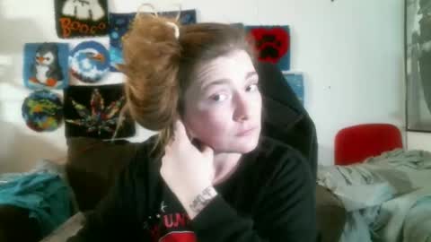 DEBBIE online show from 02-13-26, 03:02