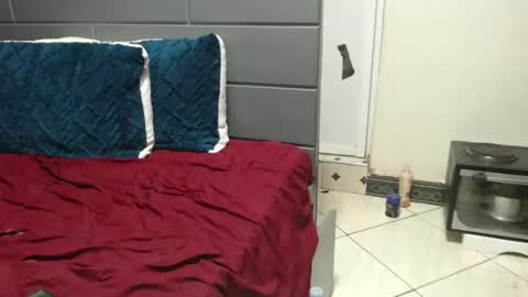 debbyslatter online show from 12-22-24, 05:12