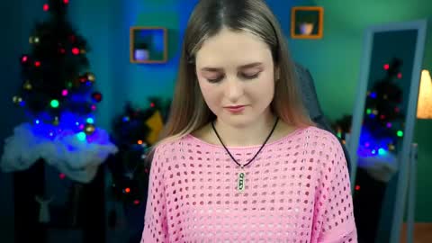 Debora online show from 12-17-24, 08:12