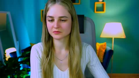 Debora online show from 03-09-25, 08:18