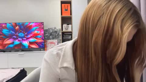 Snapshot of deborastueber chatting on 01-14-26, 06:24 Nicole online show from 01-14-26, 06:24