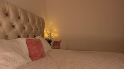 Denise online show from 02-26-25, 04:45