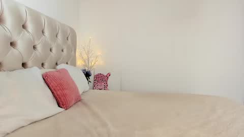 Denise online show from 03-04-25, 02:10