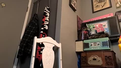 deedeequeen420 online show from 03-03-25, 09:33