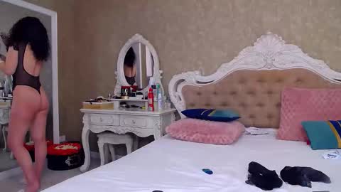 Snapshot of deenajay chatting on 02-25-26, 06:23 DeenaJay online show from 02-25-26, 06:23