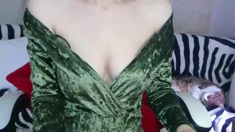 KamiDevi online show from 01-01-25, 12:33