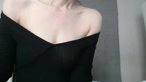 KamiDevi online show from 09-20-25, 02:18