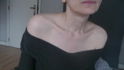 KamiDevi online show from 10-15-25, 03:12