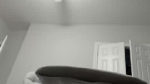 Snapshot of deeznutz343 chatting on 02-16-25, 04:31 Deez Nutz online show from 02-16-25, 04:31