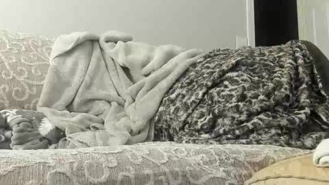 Snapshot of deeznutz343 chatting on 02-23-25, 04:17 Deez Nutz online show from 02-23-25, 04:17