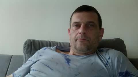 Snapshot of defloy chatting on 11-30-25, 07:56 Defloy online show from 11-30-25, 07:56