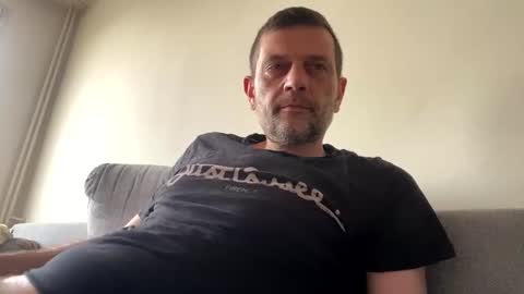 Snapshot of defloy chatting on 12-05-25, 11:30 Defloy online show from 12-05-25, 11:30