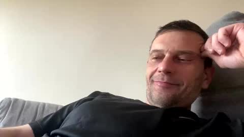 Snapshot of defloy chatting on 12-14-25, 09:14 Defloy online show from 12-14-25, 09:14