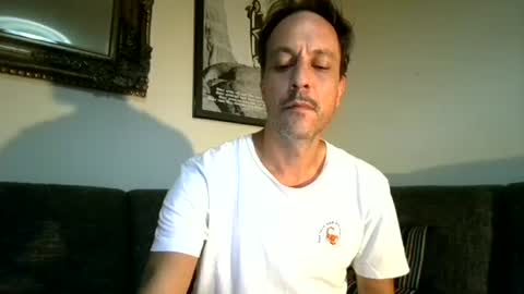 Snapshot of degrandis chatting on 08-04-26, 05:37 Luka Magic online show from 08-04-26, 05:37