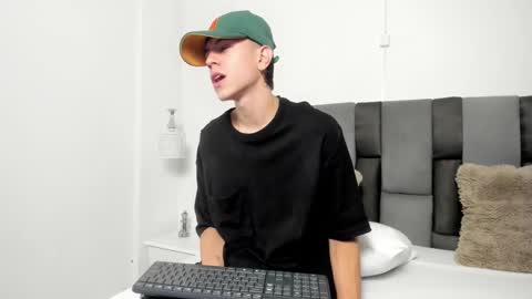 DEIVY online show from 02-13-25, 07:52