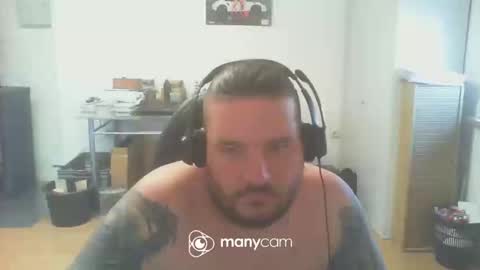 Snapshot of deinspielzeug87 chatting on 02-02-25, 12:57 deinspielzeug87 online show from 02-02-25, 12:57