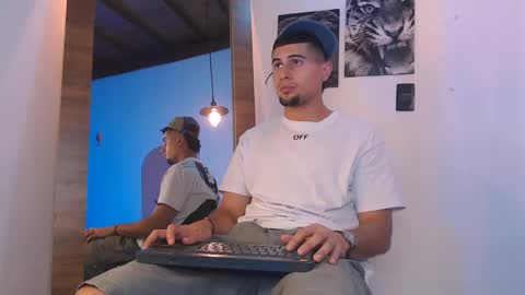 Snapshot of deivy_gram chatting on 12-17-24, 10:43  DEIVY  online show from 12-17-24, 10:43