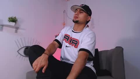 Snapshot of deivy_gram chatting on 12-22-24, 10:15  DEIVY  online show from 12-22-24, 10:15