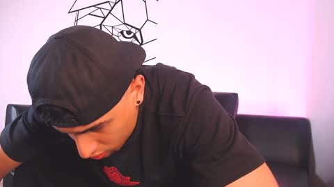 Snapshot of deivy_gram chatting on 01-11-25, 03:55  DEIVY  online show from 01-11-25, 03:55