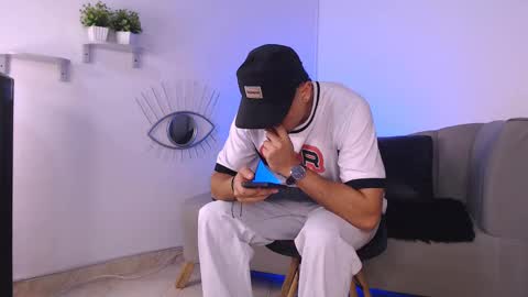 Snapshot of deivy_gram chatting on 01-13-25, 05:44  DEIVY  online show from 01-13-25, 05:44