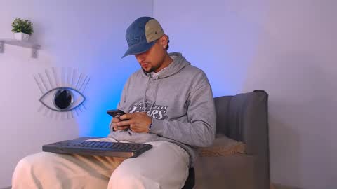 Snapshot of deivy_gram chatting on 01-20-25, 06:10  DEIVY  online show from 01-20-25, 06:10