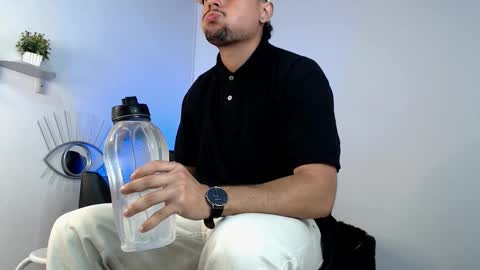 Snapshot of deivy_gram chatting on 10-04-25, 09:02  DEIVY  online show from 10-04-25, 09:02