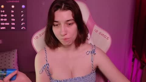 Princess Potato online show from 02-11-25, 03:29