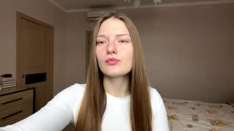 Snapshot of dejameneal chatting on 02-16-26, 07:15 Mila online show from 02-16-26, 07:15