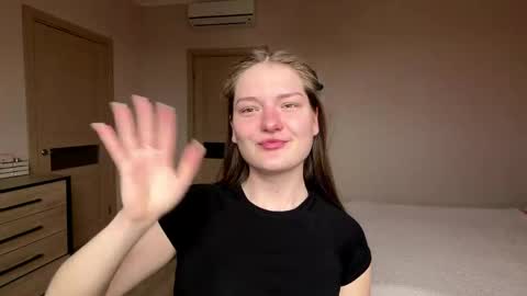 Mila online show from 04-02-26, 12:25