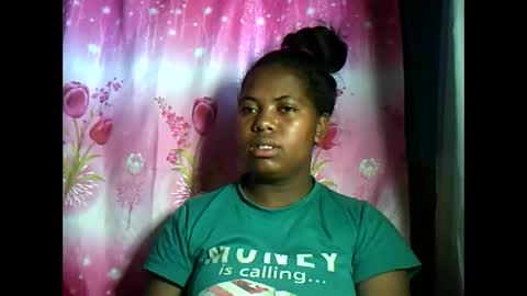 deliah712909 online show from 02-08-25, 08:09