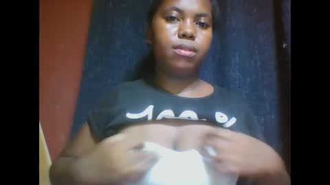 deliah712909 online show from 02-10-25, 05:09