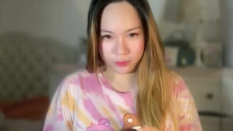 iyalicious online show from 03-04-25, 03:33