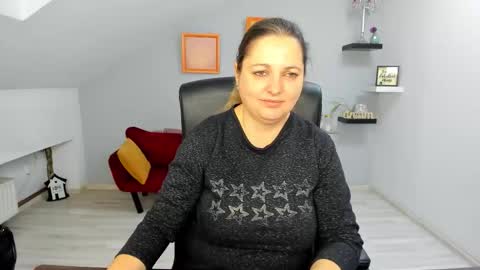 DeliciousLolly online show from 12-22-25, 04:20