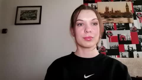 Snapshot of delightaurora chatting on 01-16-25, 07:38 Aurora online show from 01-16-25, 07:38