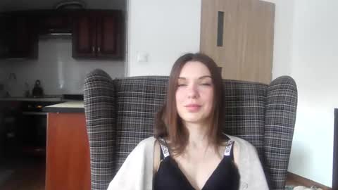 Snapshot of delightaurora chatting on 02-04-25, 07:40 Aurora online show from 02-04-25, 07:40