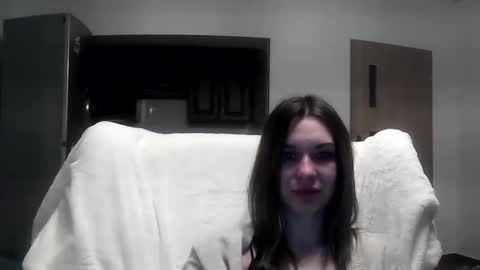 Snapshot of delightaurora chatting on 02-11-25, 06:01 Aurora online show from 02-11-25, 06:01