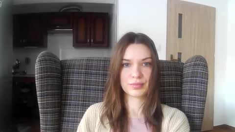 Snapshot of delightaurora chatting on 02-18-25, 07:43 Aurora online show from 02-18-25, 07:43