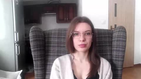 Snapshot of delightaurora chatting on 02-21-25, 08:07 Aurora online show from 02-21-25, 08:07