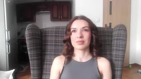 Snapshot of delightaurora chatting on 02-26-25, 07:42 Aurora online show from 02-26-25, 07:42