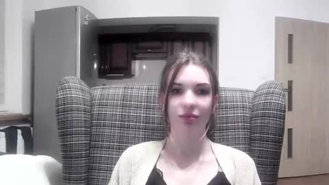 Snapshot of delightaurora chatting on 03-05-25, 05:50 Aurora online show from 03-05-25, 05:50