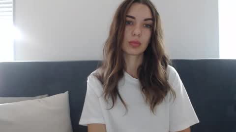 Snapshot of delightaurora chatting on 09-15-25, 05:29 Aurora online show from 09-15-25, 05:29