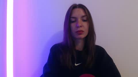 Snapshot of delightaurora chatting on 09-29-25, 05:23 Aurora online show from 09-29-25, 05:23