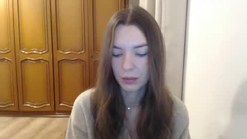 Snapshot of delightaurora chatting on 12-15-25, 06:28 Aurora online show from 12-15-25, 06:28