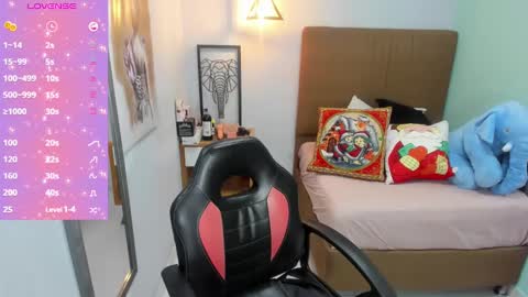 delilaquinn online show from 12-18-24, 07:08