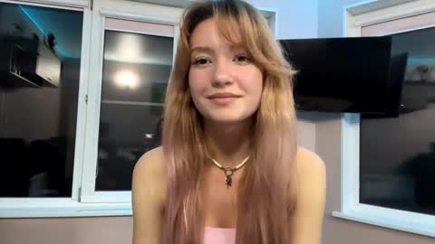 Nami online show from 11-11-25, 12:49