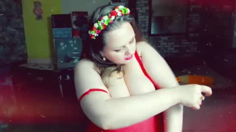 Snapshot of delinnia chatting on 12-25-24, 08:50 Margo online show from 12-25-24, 08:50