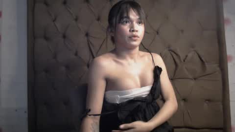 Snapshot of deliouscum chatting on 01-16-25, 10:32 Margie online show from 01-16-25, 10:32