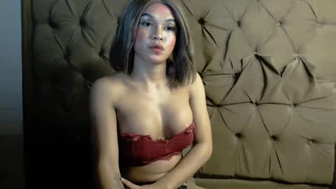 Snapshot of deliouscum chatting on 01-17-25, 04:57 Margie online show from 01-17-25, 04:57