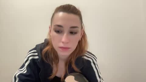 Snapshot of deliverysmile chatting on 01-29-25, 01:05 Delivery online show from 01-29-25, 01:05