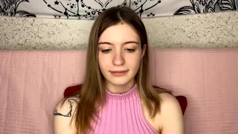 Sia online show from 03-29-26, 01:22